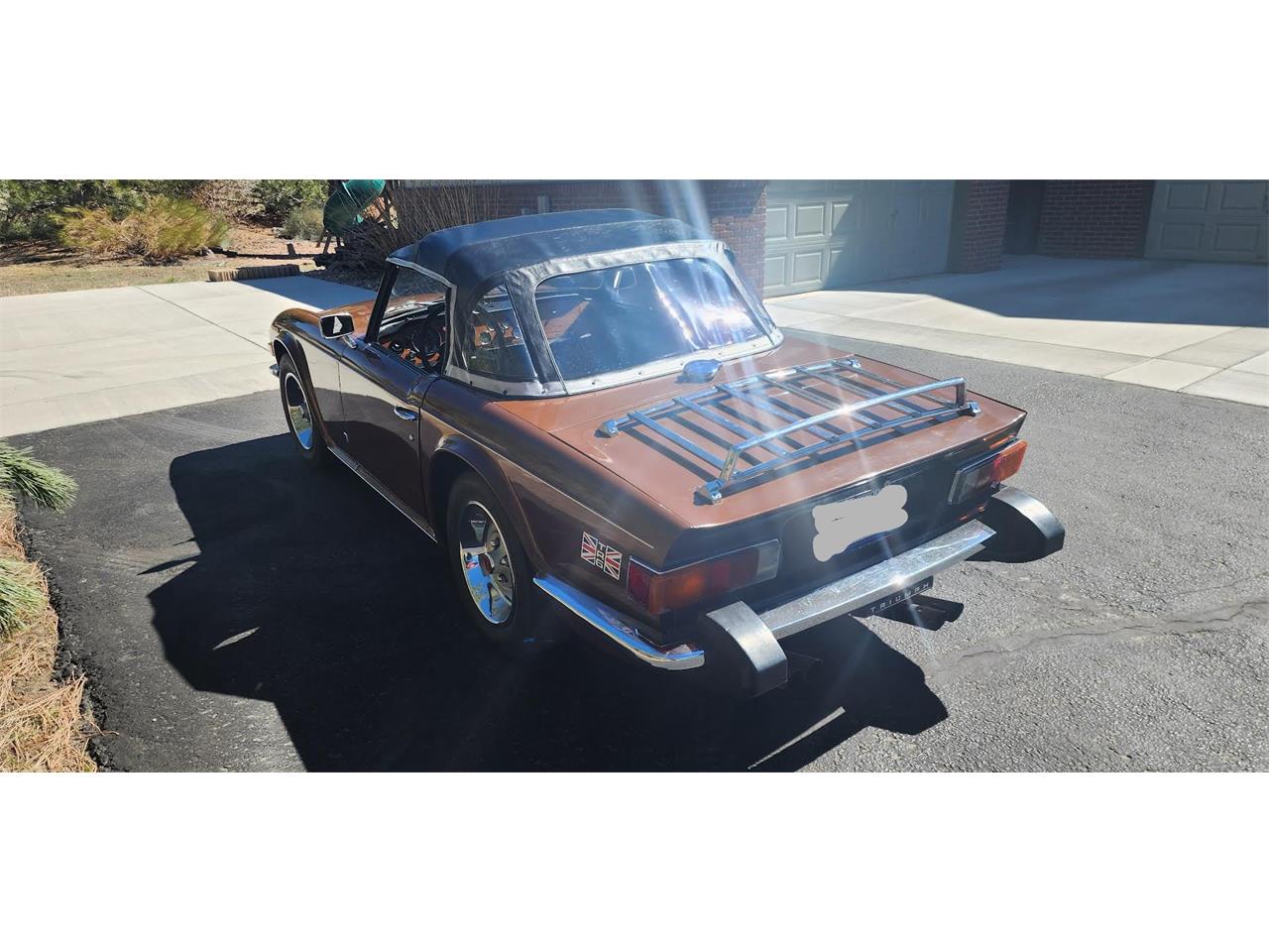 Triumph-Tr6-1976-British-Maple-Black-7