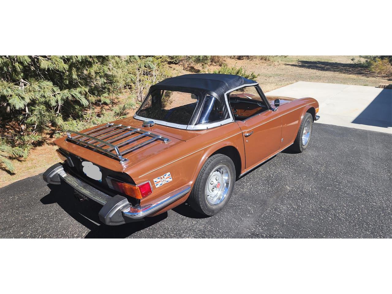 Triumph-Tr6-1976-British-Maple-Black-9