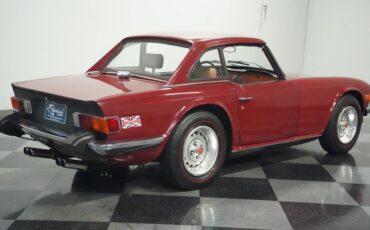 Triumph-Tr6-1976-Carmine-Red-Beige-10
