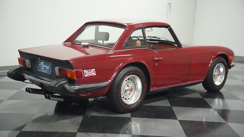 Triumph-Tr6-1976-Carmine-Red-Beige-10