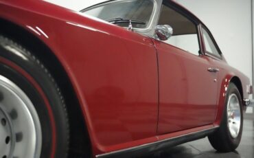 Triumph-Tr6-1976-Carmine-Red-Beige-18