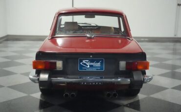 Triumph-Tr6-1976-Carmine-Red-Beige-8