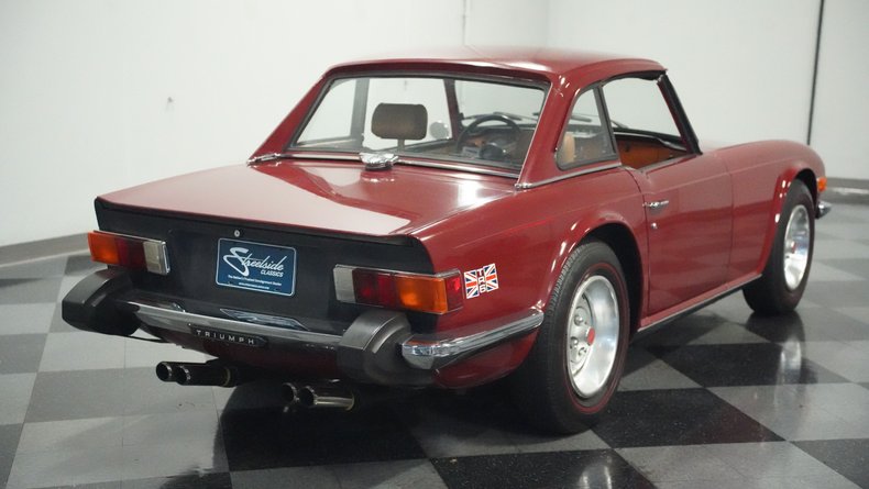 Triumph-Tr6-1976-Carmine-Red-Beige-9