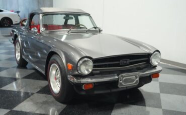 Triumph-Tr6-1976-Medium-Gray-Black-ampamp-Red-13