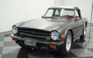 Triumph-Tr6-1976-Medium-Gray-Black-ampamp-Red-14