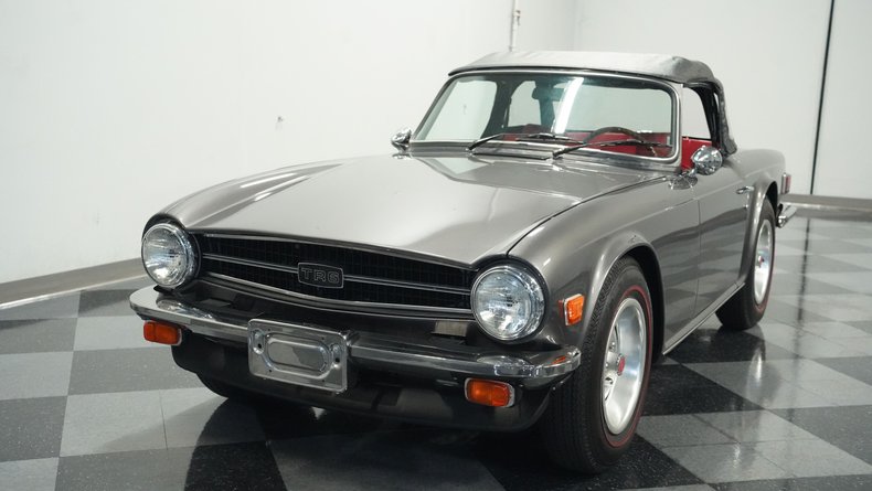 Triumph-Tr6-1976-Medium-Gray-Black-ampamp-Red-14