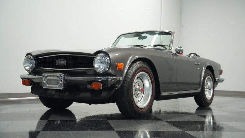 Triumph-Tr6-1976-Medium-Gray-Black-ampamp-Red-17