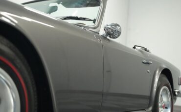 Triumph-Tr6-1976-Medium-Gray-Black-ampamp-Red-18