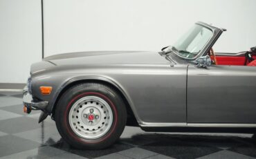 Triumph-Tr6-1976-Medium-Gray-Black-ampamp-Red-19