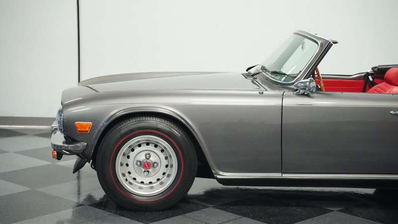 Triumph-Tr6-1976-Medium-Gray-Black-ampamp-Red-19