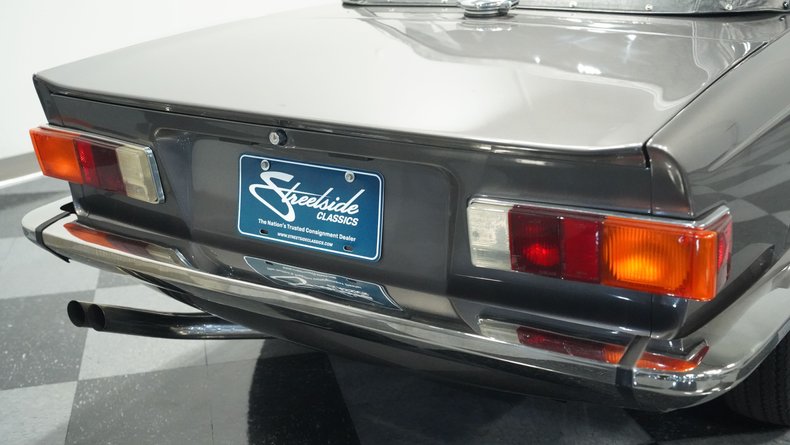 Triumph-Tr6-1976-Medium-Gray-Black-ampamp-Red-21