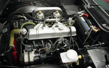 Triumph-Tr6-1976-Medium-Gray-Black-ampamp-Red-24