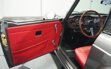 Triumph-Tr6-1976-Medium-Gray-Black-ampamp-Red-26