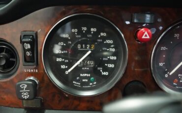 Triumph-Tr6-1976-Medium-Gray-Black-ampamp-Red-27