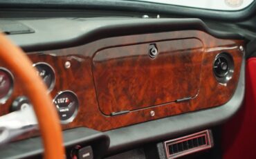 Triumph-Tr6-1976-Medium-Gray-Black-ampamp-Red-29