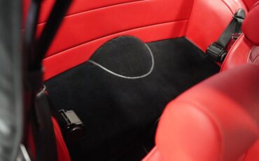 Triumph-Tr6-1976-Medium-Gray-Black-ampamp-Red-3
