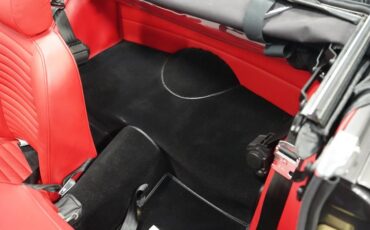 Triumph-Tr6-1976-Medium-Gray-Black-ampamp-Red-31