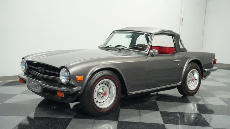 Triumph-Tr6-1976-Medium-Gray-Black-ampamp-Red-34