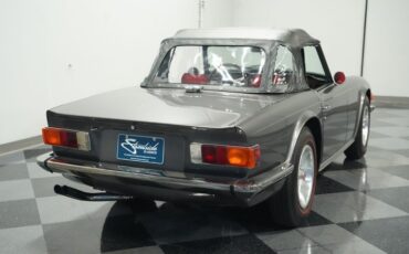 Triumph-Tr6-1976-Medium-Gray-Black-ampamp-Red-8