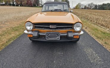 Triumph-Tr6-1976-Orange-Black-20