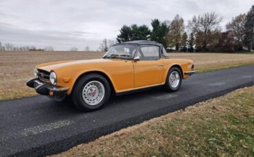 Triumph-Tr6-1976-Orange-Black