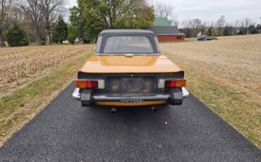 Triumph-Tr6-1976-Orange-Black-6