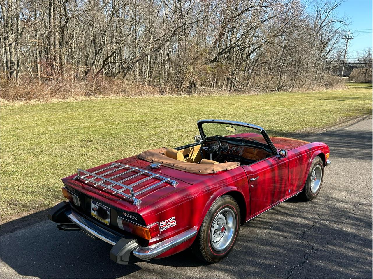 Triumph-Tr6-1976-Red-Beige-2