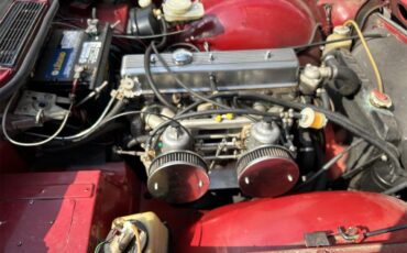 Triumph-Tr6-1976-Red-Beige-20