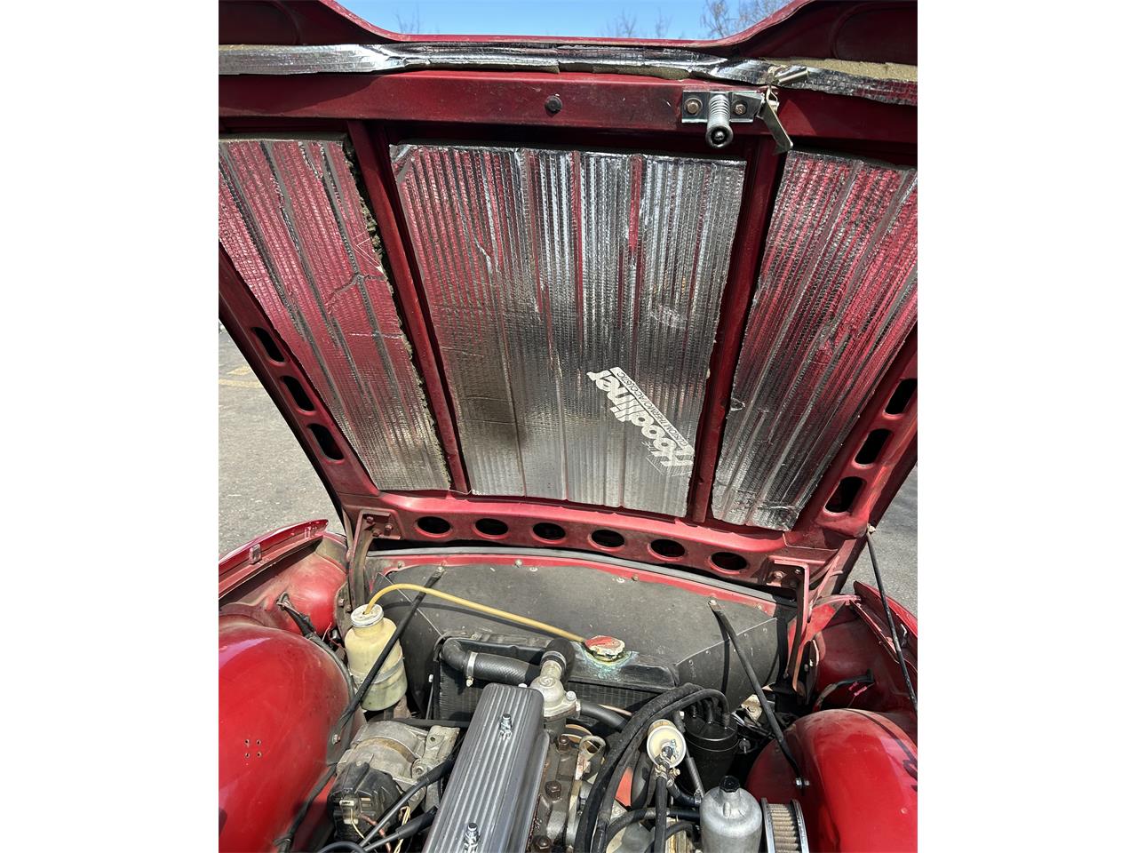 Triumph-Tr6-1976-Red-Beige-22