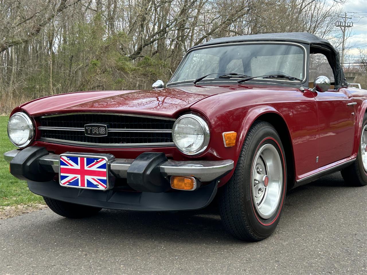 Triumph-Tr6-1976-Red-Beige-8