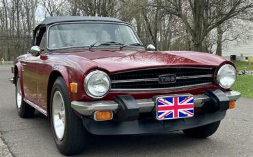 Triumph-Tr6-1976-Red-Beige-9