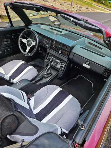 Triumph-Tr7-1979-8