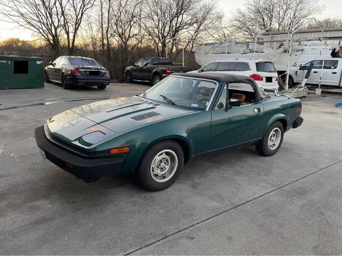 Triumph-Tr7-1980-1