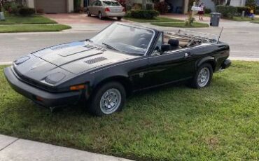 Triumph-Tr7-1980-Black-3