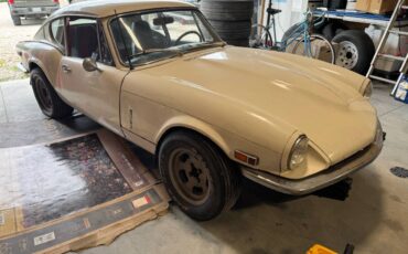 Triumph-gt6-1972-white-1