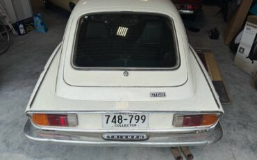 Triumph-gt6-1972-white-3