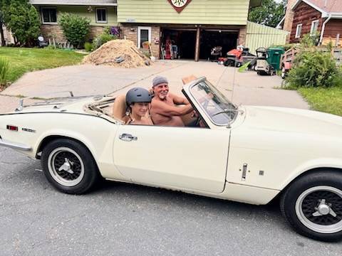 Triumph-spitfire-1500-1971-white-2