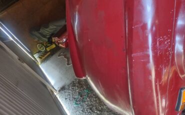 Triumph-spitfire-1977-red-4