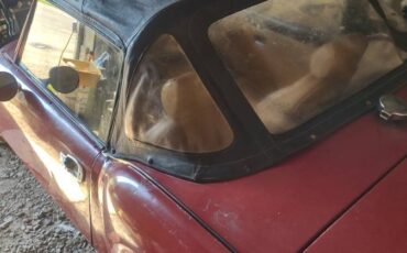 Triumph-spitfire-1977-red-5