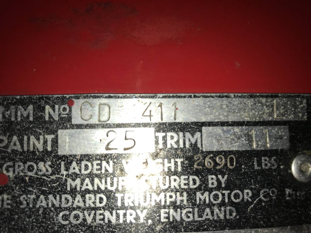 Triumph-tr250-1968-red-12