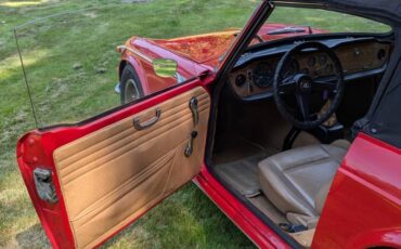 Triumph-tr250-1968-red-17
