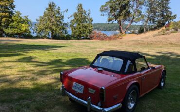 Triumph-tr250-1968-red-18