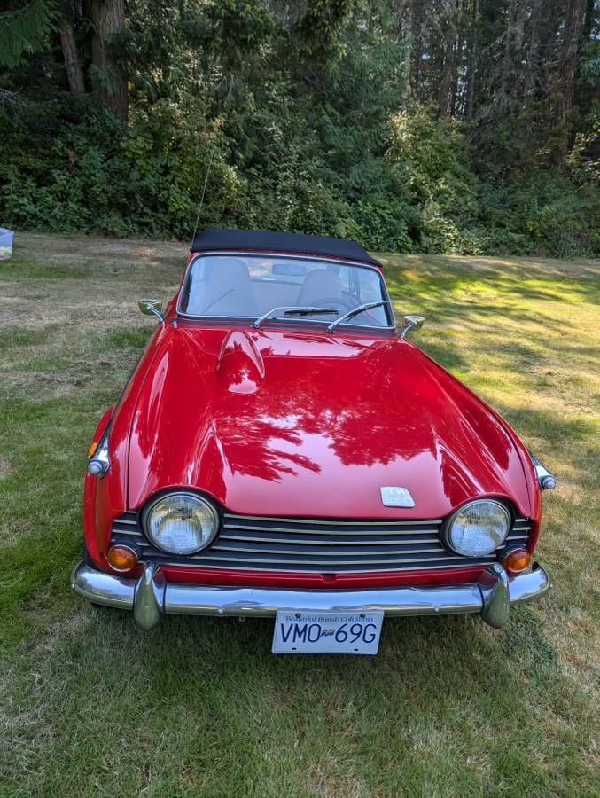 Triumph-tr250-1968-red-19
