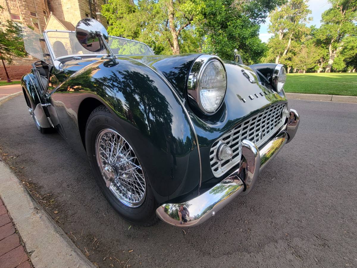 Triumph-tr3b-1962-green-13