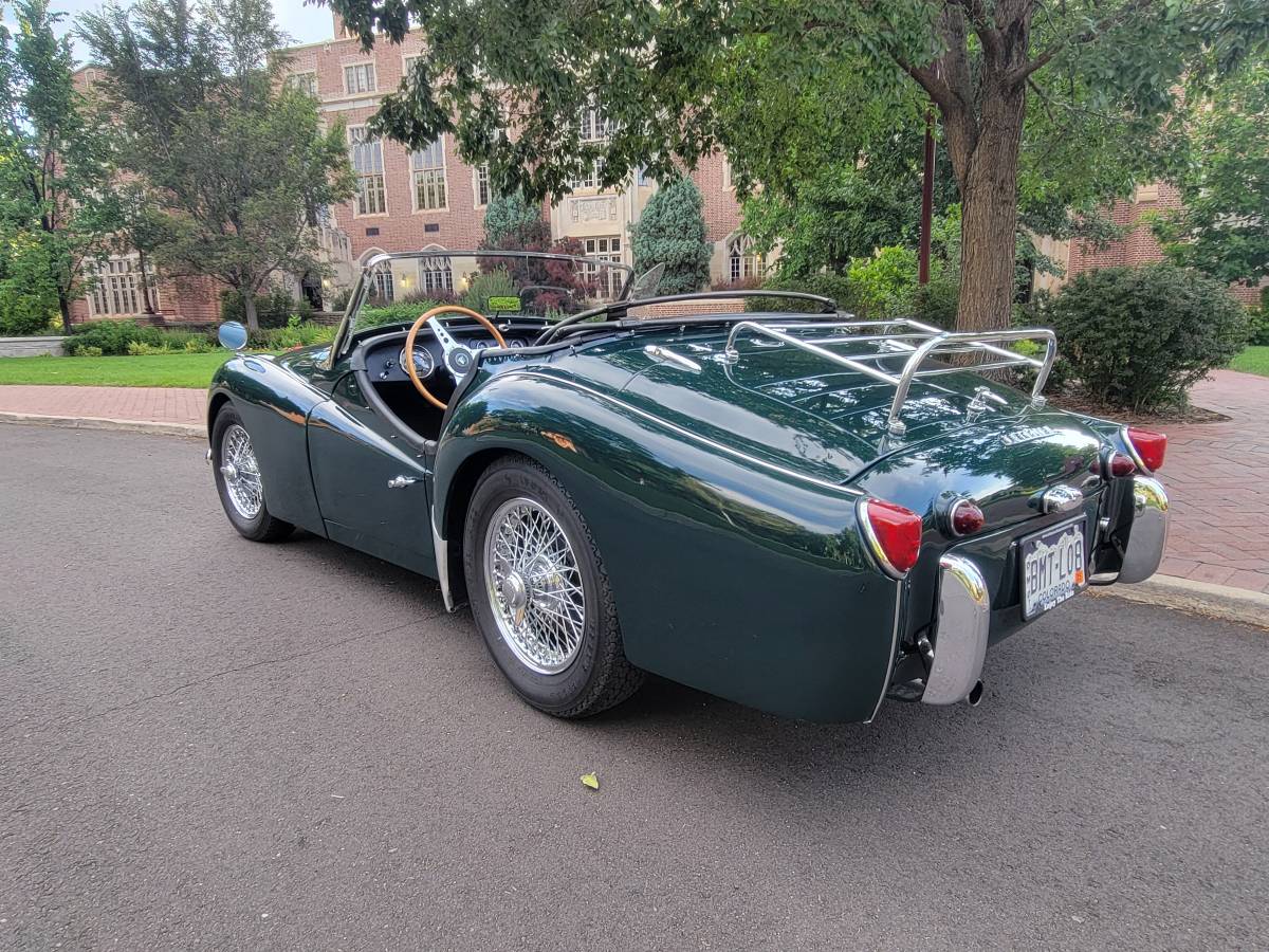Triumph-tr3b-1962-green-17