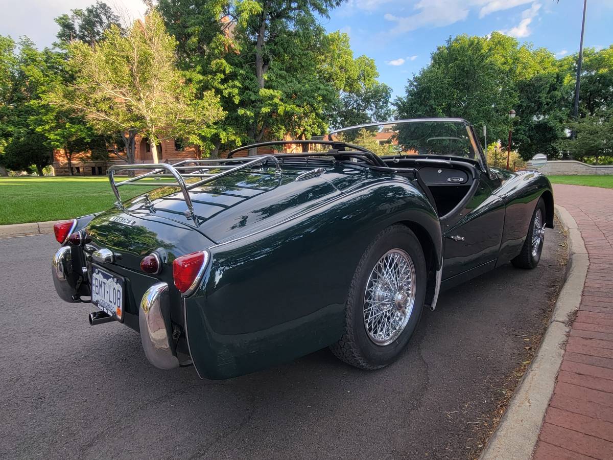 Triumph-tr3b-1962-green-18