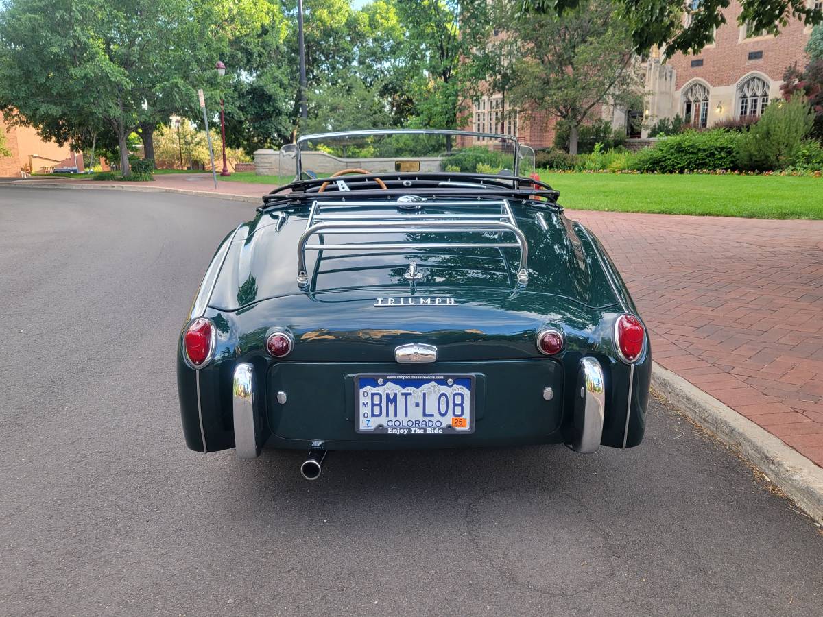 Triumph-tr3b-1962-green-6