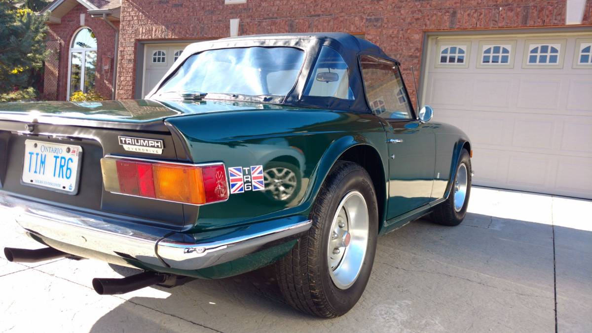Triumph-tr6-1973-green-1