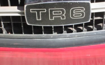 Triumph-tr6-1974-custom-11