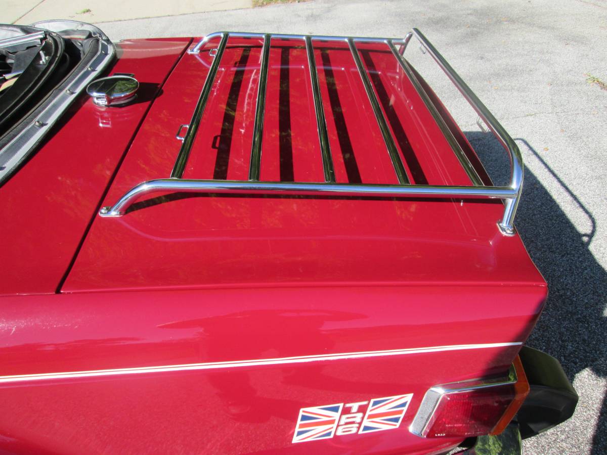 Triumph-tr6-1974-custom-3